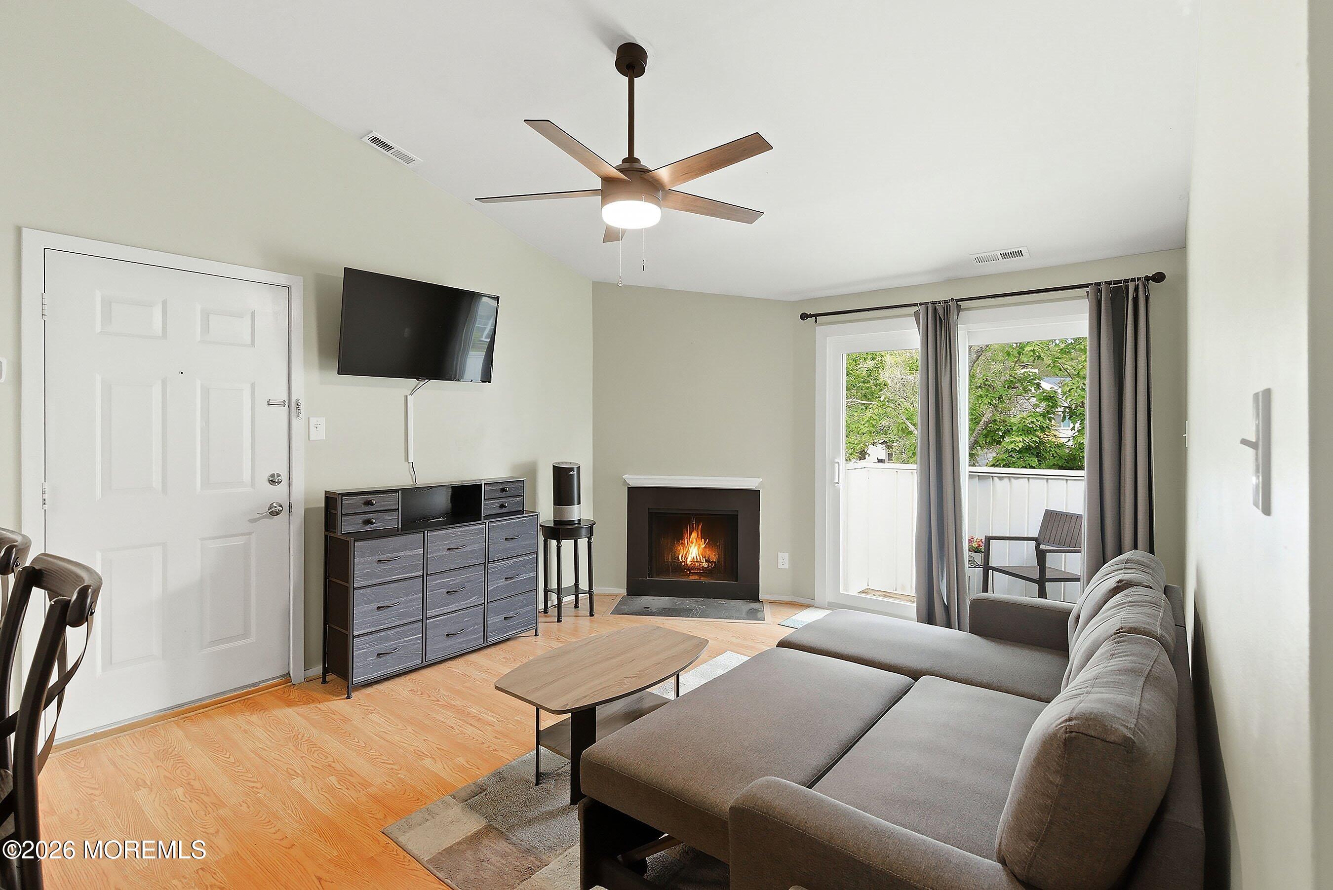 224 Meadow Ridge Road Galloway Township, NJ 08205 - Photo 8 of 23 08-Living 1D