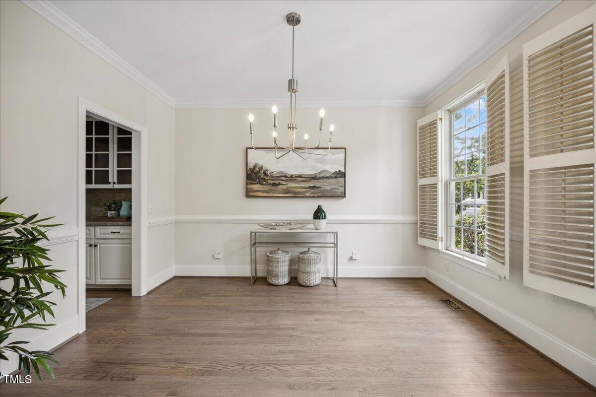 2725 Rosedale Avenue Raleigh, NC 27607 - Photo 14 of 66 53-2A1A6903