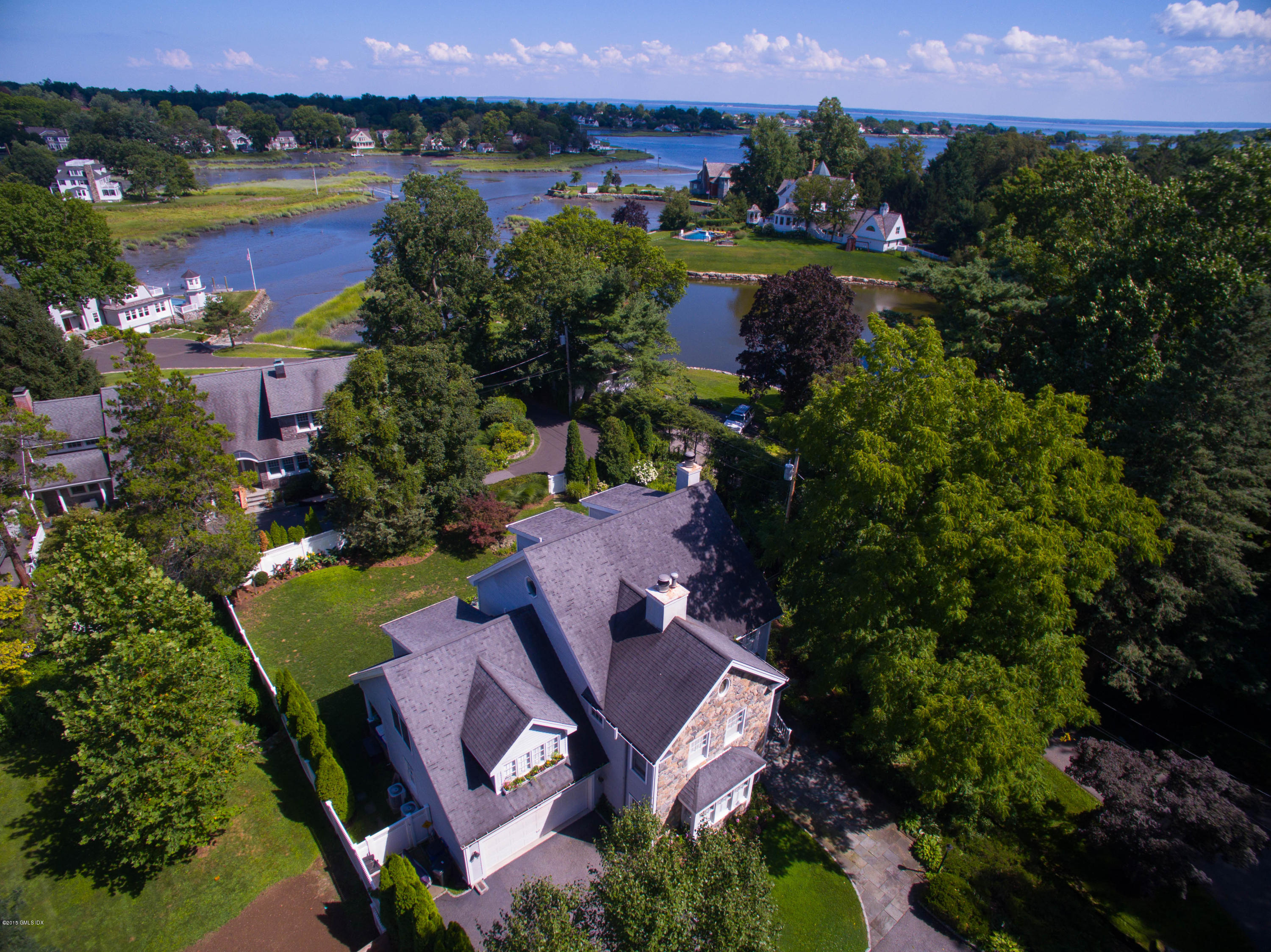 23 Willowmere Avenue Riverside, CT 06878 - Photo 20 of 21 an aerial view of residential houses with outdoor space and river
