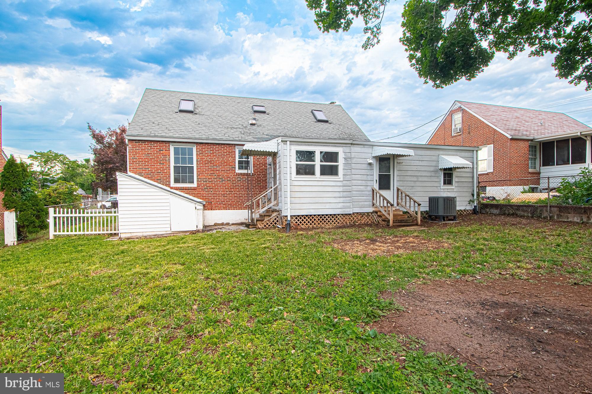 511 Happy Creek Road Front Royal, VA 22630 - Photo 4 of 42