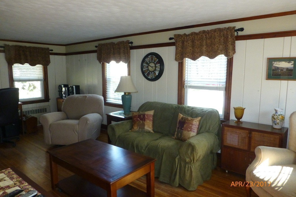 16 Stark Road Worcester, MA 01602 - Photo 10 of 25 Gallery Image 10