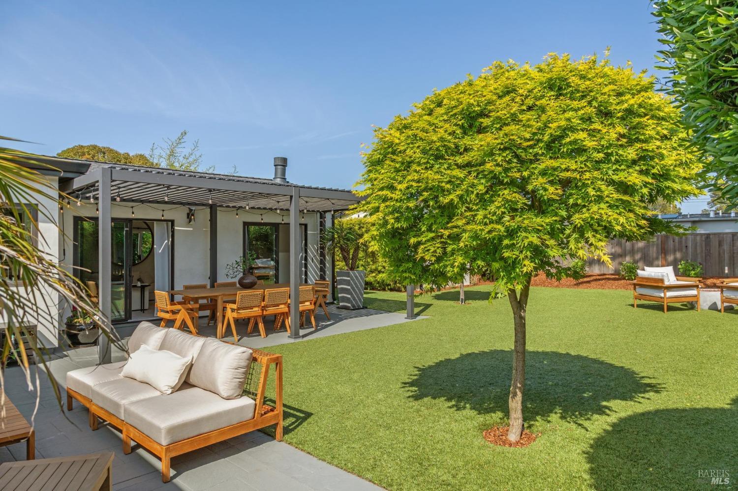 31 Mohawk Avenue Corte Madera, CA 94925 - Photo 38 of 57