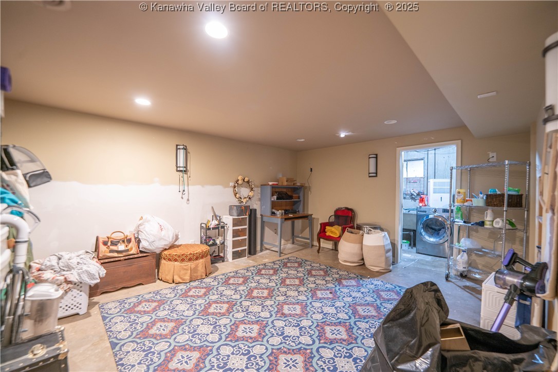 1418 Sweetbrier Road Charleston, WV 25314 - Photo 32 of 46 Gallery Image 32