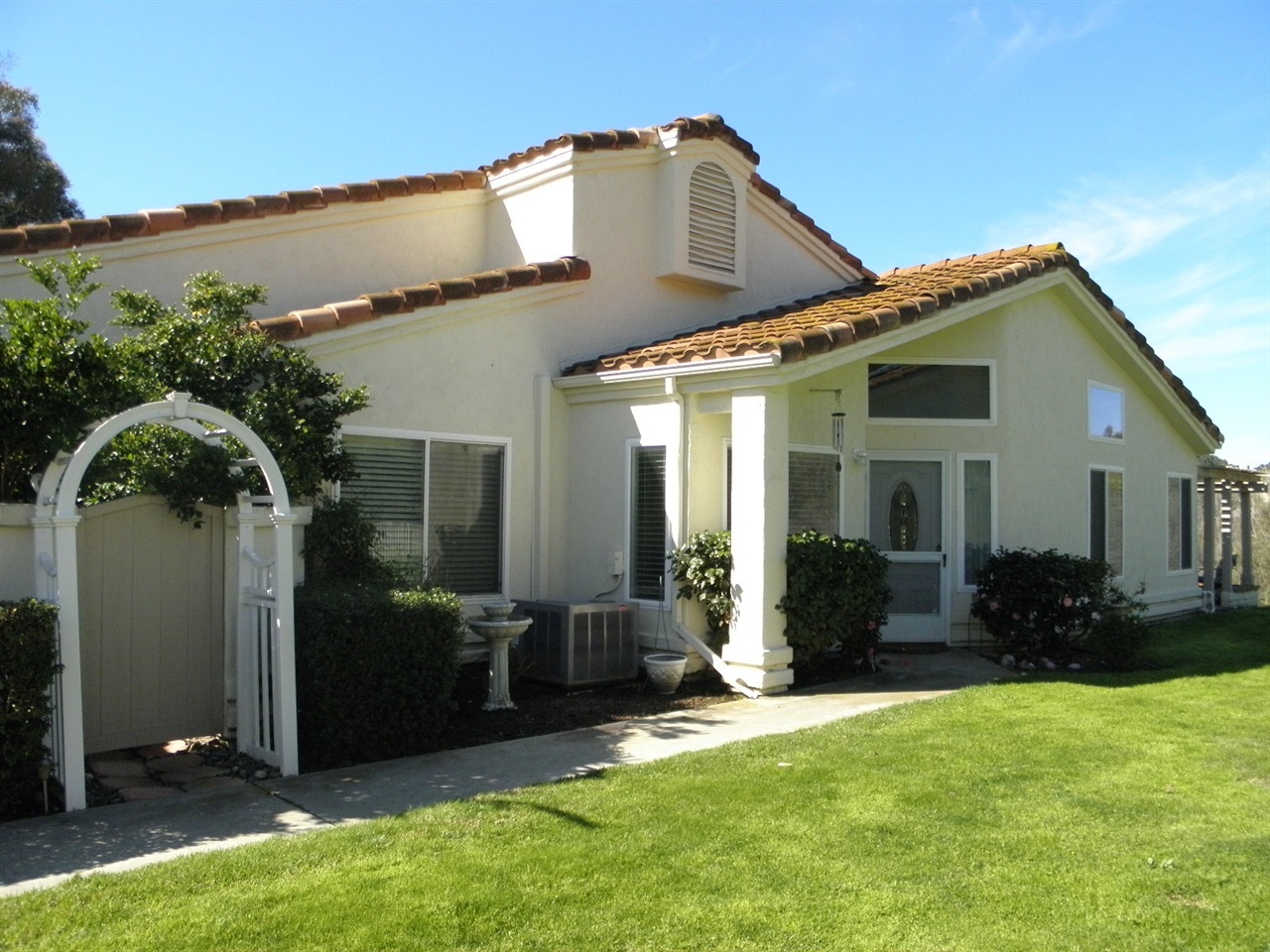 8965 Circle R View Lane Escondido, CA 92026 - Photo 1 of 25