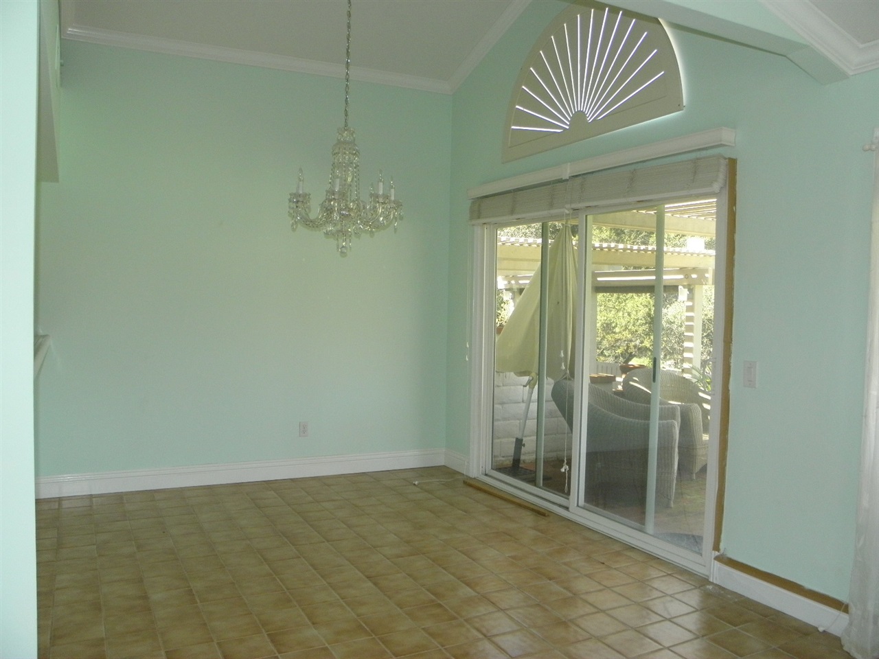 8965 Circle R View Lane Escondido, CA 92026 - Photo 11 of 25