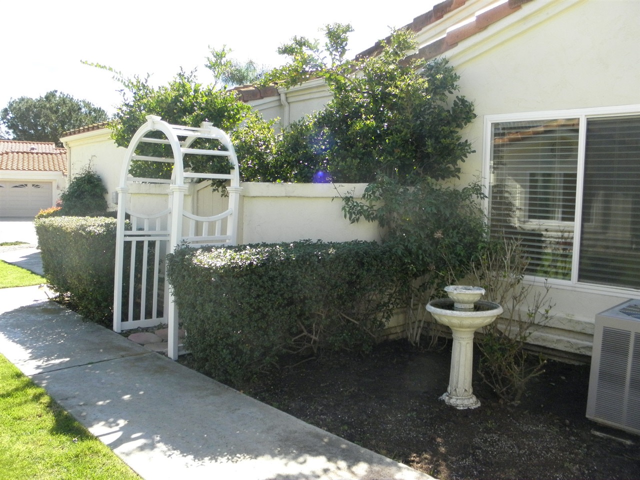8965 Circle R View Lane Escondido, CA 92026 - Photo 5 of 25