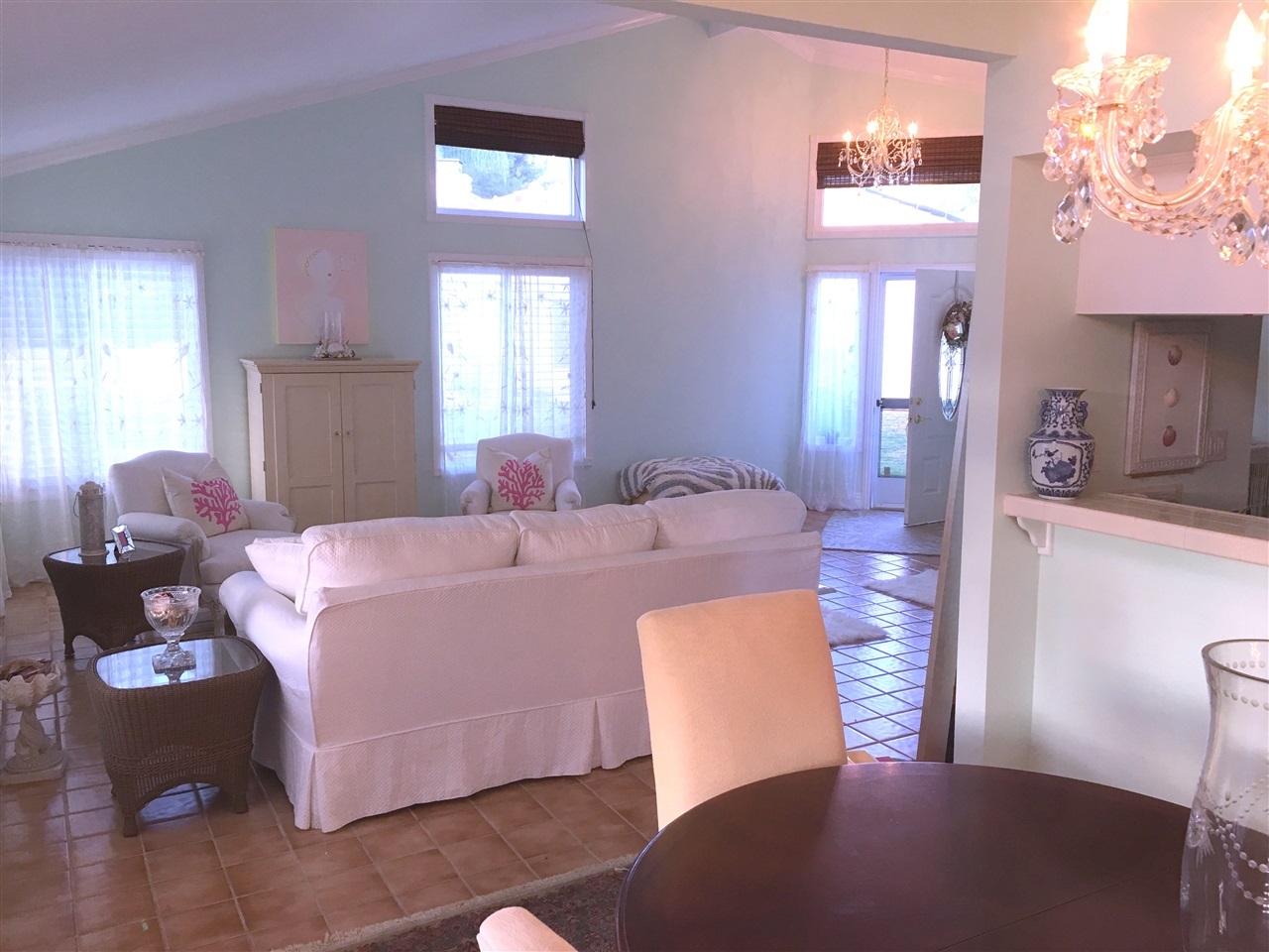 8965 Circle R View Lane Escondido, CA 92026 - Photo 8 of 25