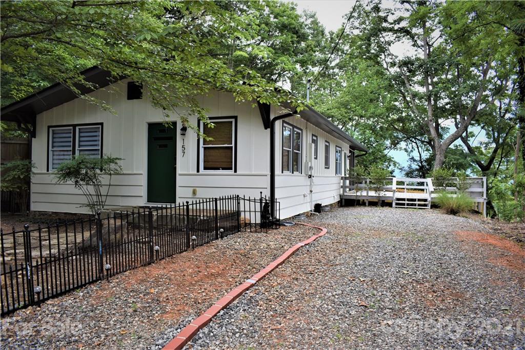 157 Ridge View Circle Lake Lure, NC 28746 - Photo 3 of 24 Gallery Image 3