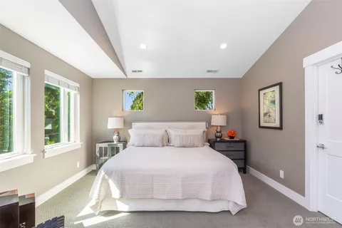 $1,225,000 | 6916 Flora Avenue South, Seattle, WA 98108