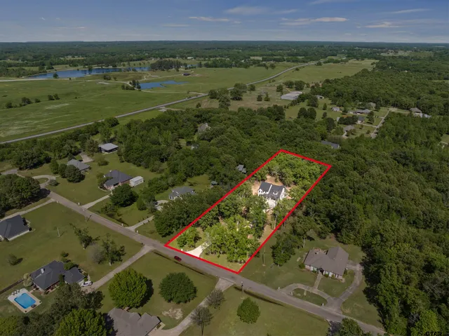 $759,000 | 1013 County Road 4420, Mount Pleasant, TX 75455