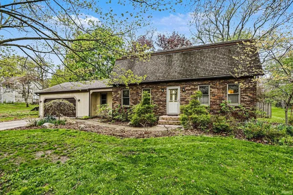 $424,900 | 50955 Country Knolls Drive, Granger, IN 46530