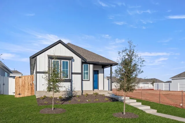 $221,750 | 131 Summer Drive, Elgin, TX 78621