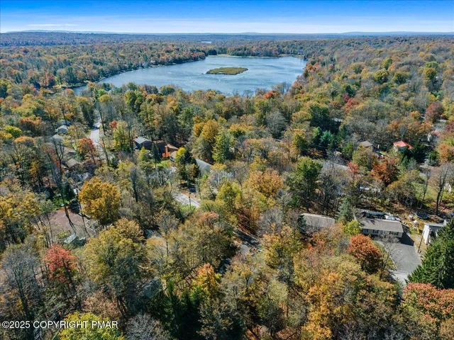 $2,200 | 2622 Foxledge Drive, Tobyhanna, PA 18466