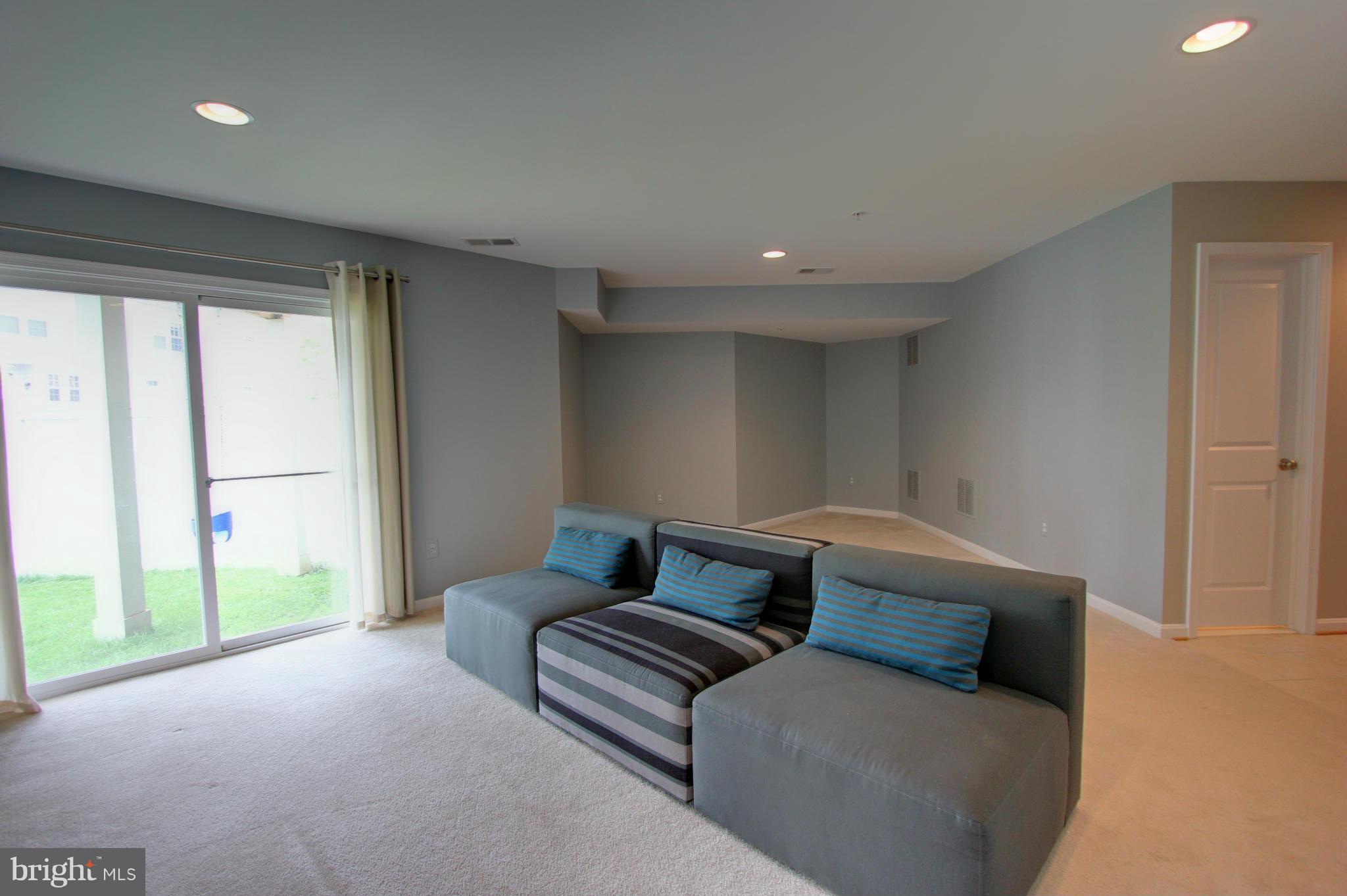 9817 Garden Ranges Laurel, MD 20723 - Photo 25 of 30 Family Room