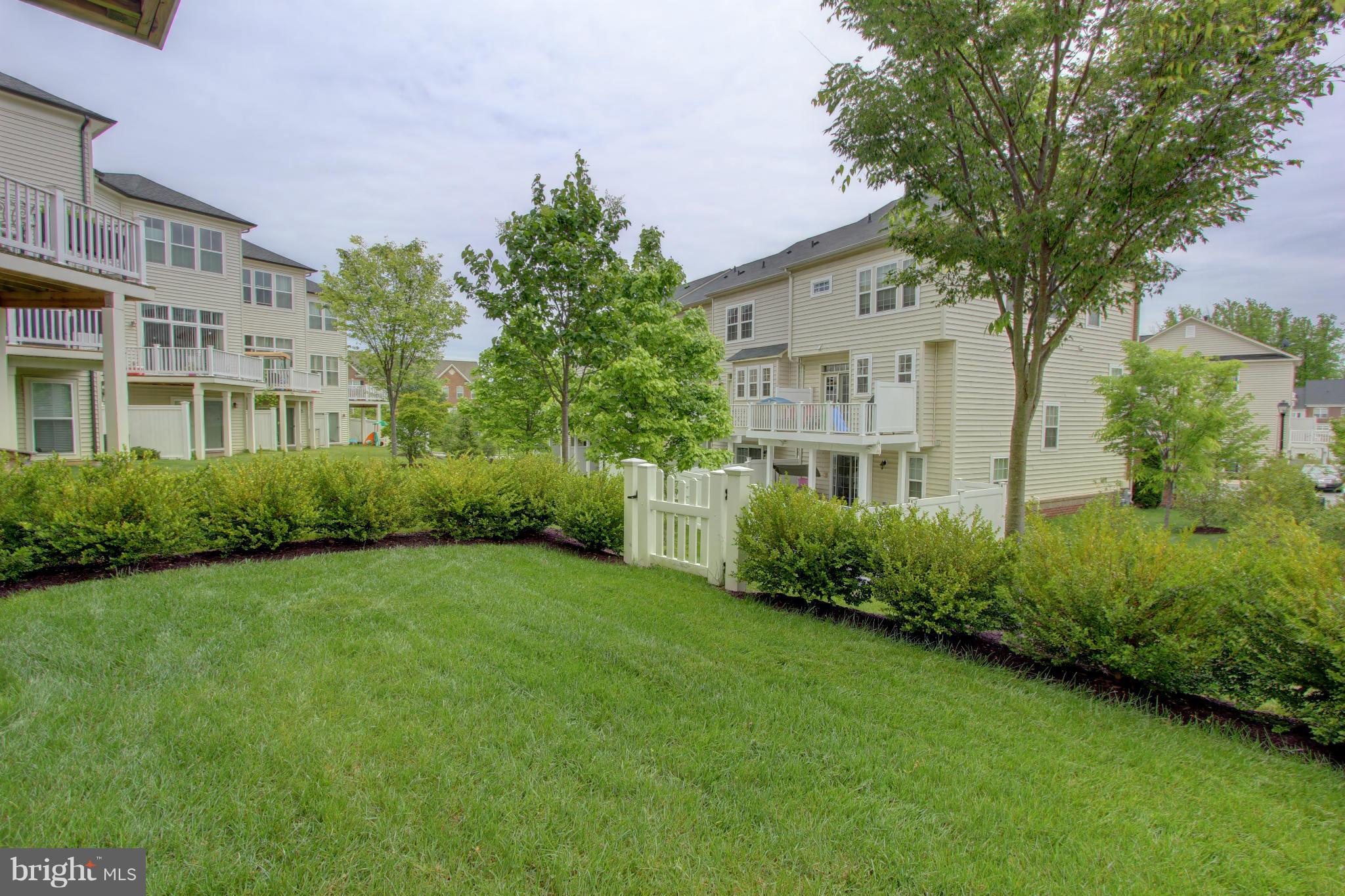 9817 Garden Ranges Laurel, MD 20723 - Photo 29 of 30 Exterior (Rear)