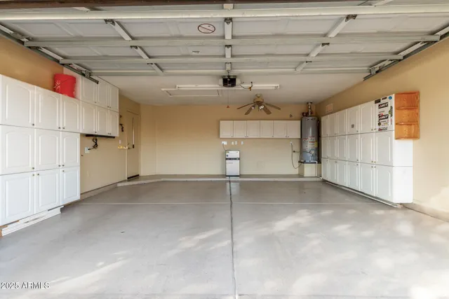 a view of a garage