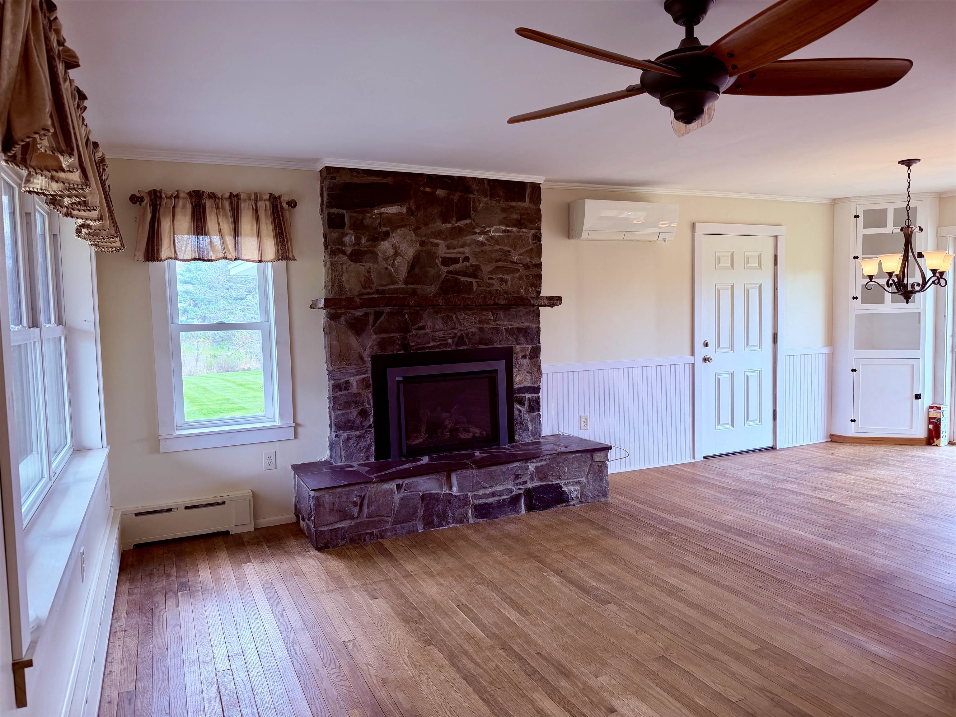 262 Grimes Road Lincoln, VT 05443 - Photo 19 of 42 Gallery Image 19