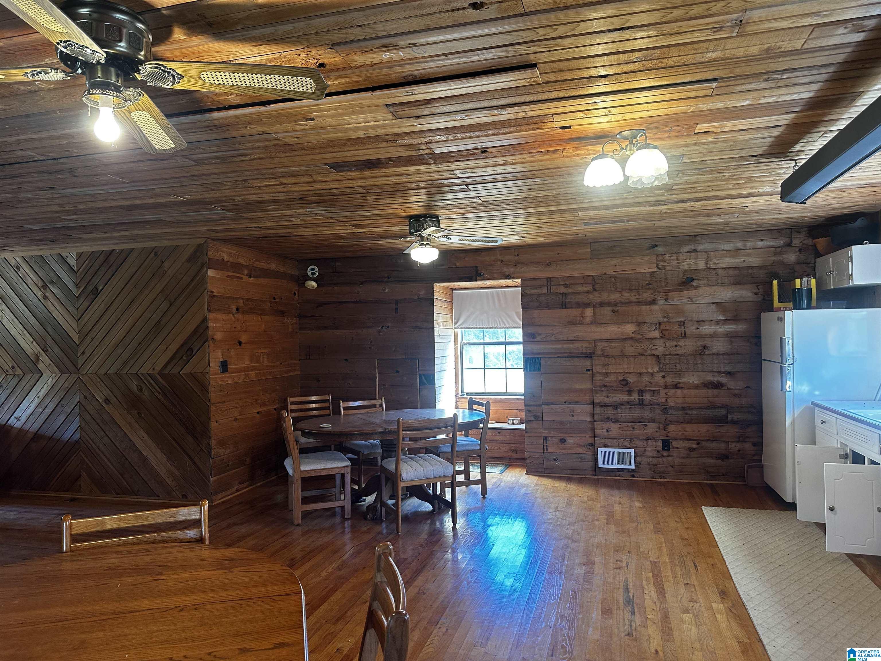 5045 Mountain Valley Road Bessemer, AL 35023 - Photo 4 of 5