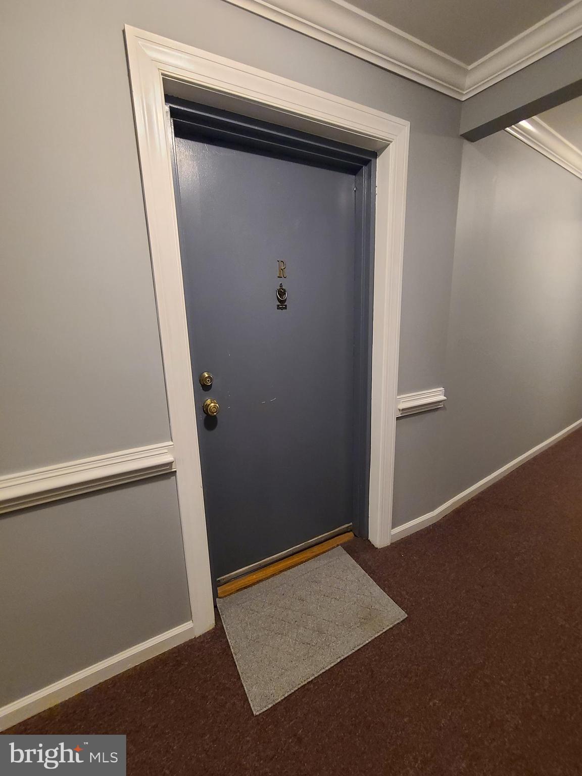 5802 Royal Ridge Drive Springfield, VA 22152 - Photo 2 of 25