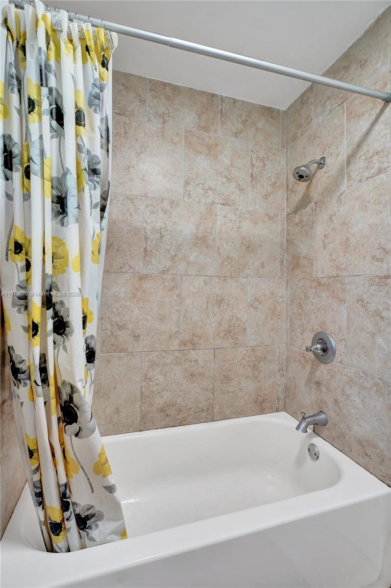 7610 Southwest 82nd Street, Unit J207 Miami, FL 33143 - Photo 16 of 22