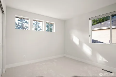 $1,467,000 | 19640 88th Place Northeast, Bothell, WA 98011