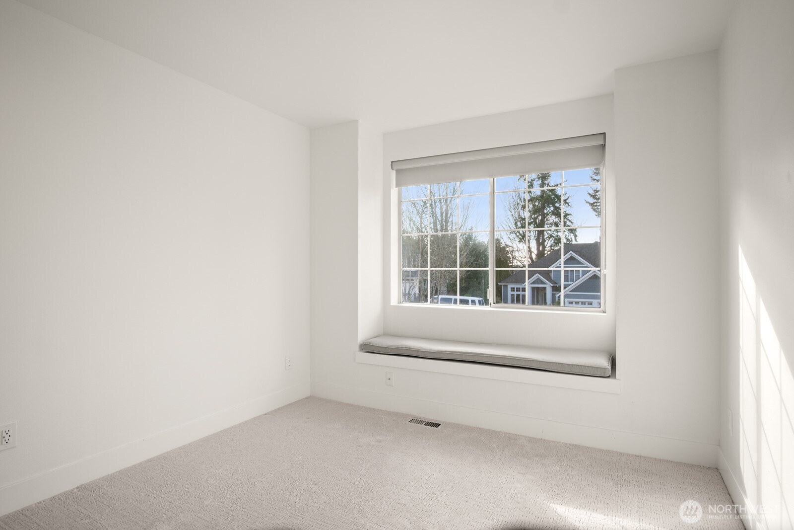 19640 88th Place Northeast Bothell, WA 98011 - Photo 26 of 37