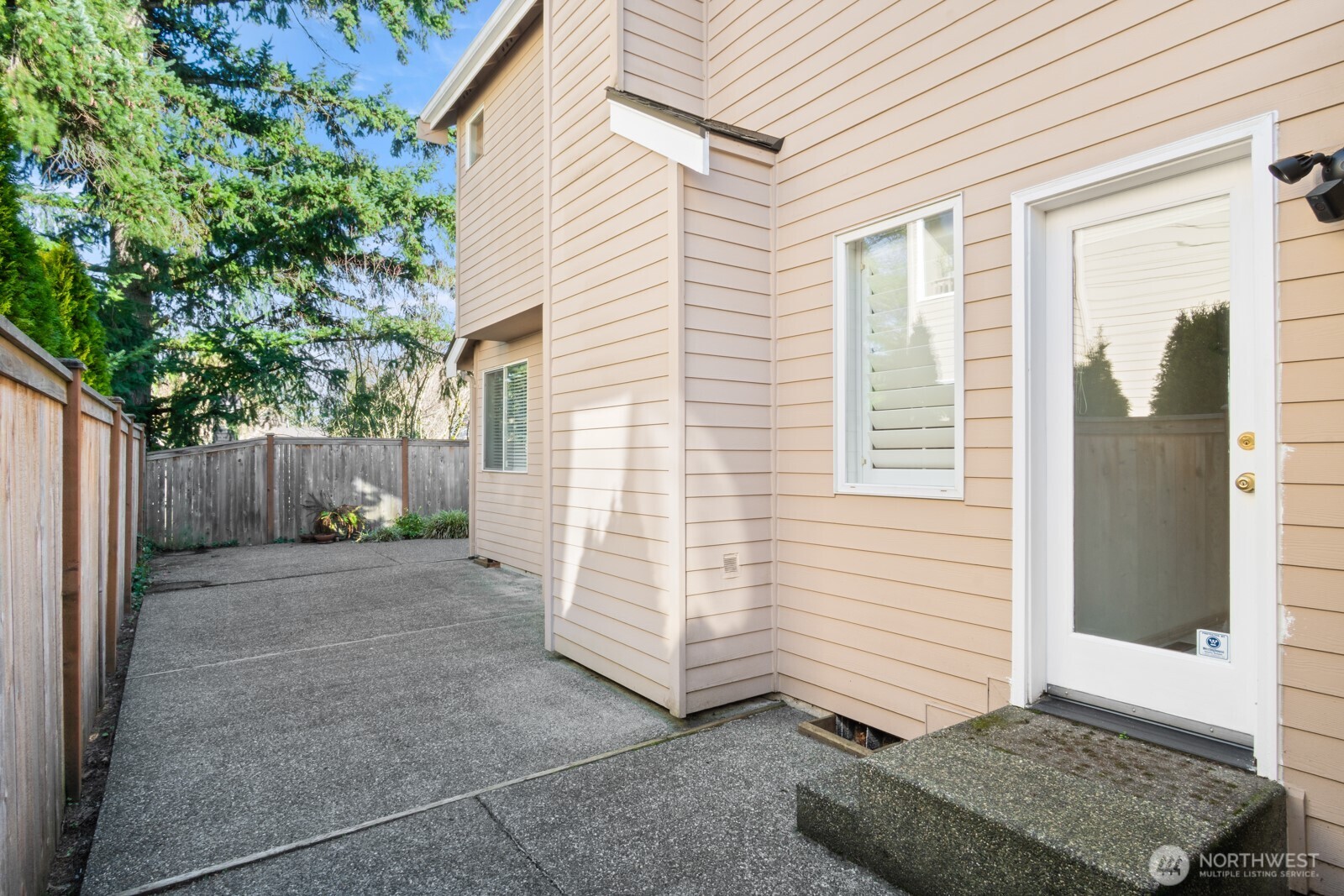 19640 88th Place Northeast Bothell, WA 98011 - Photo 27 of 37