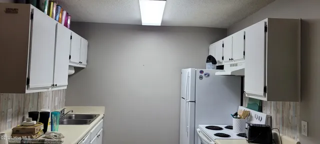 $1,100 | 3309 Bridges Street, Unit A22, Morehead City, NC 28557