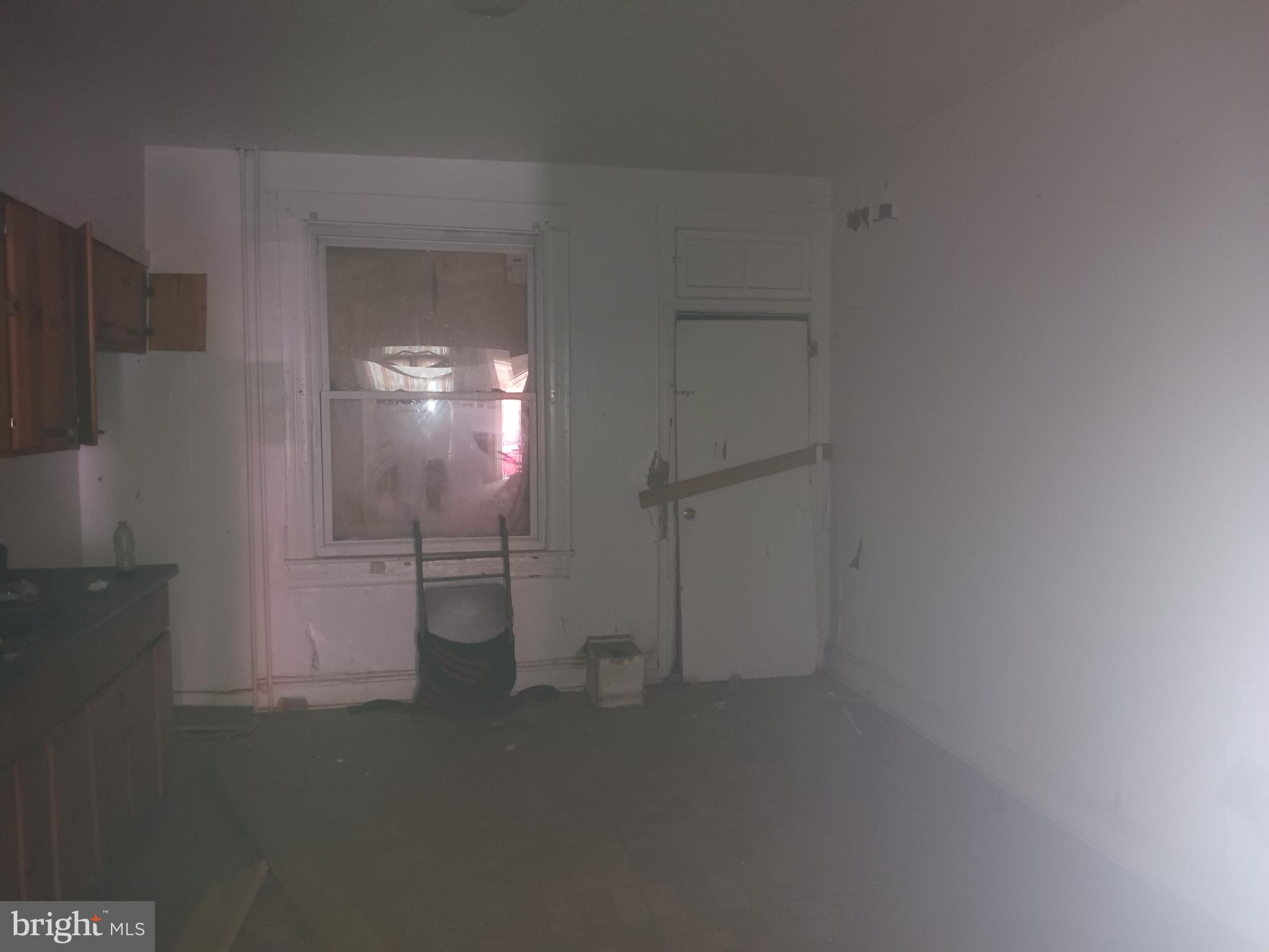 2414 East Oliver Street Baltimore, MD 21213 - Photo 3 of 9