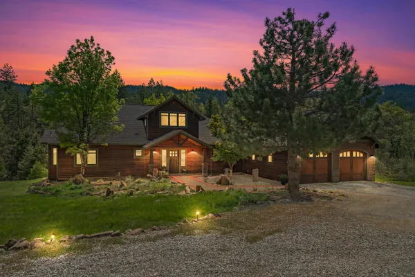 $950,000 | 545 Conifer Way, Ashland, OR 97520