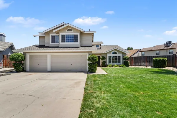 $614,900 | 382 Gikas Lane, Turlock, CA 95382