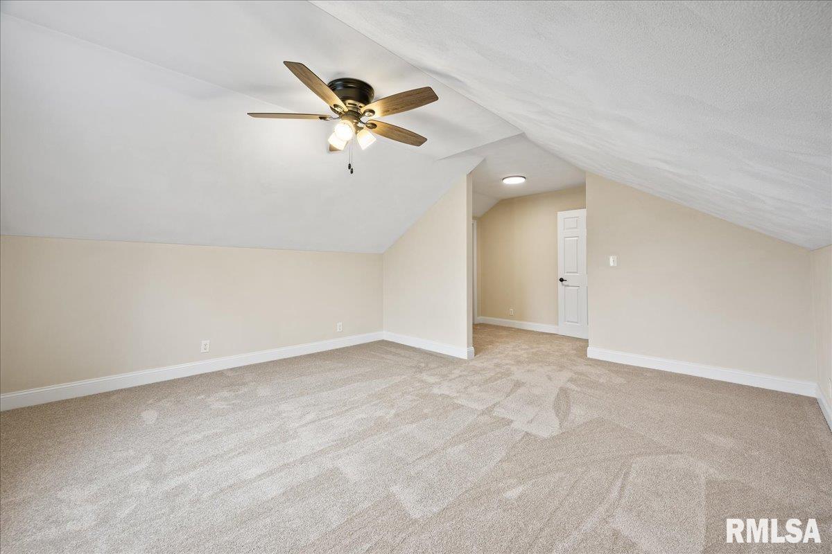 914 South Johanson Road Peoria, IL 61607 - Photo 23 of 32