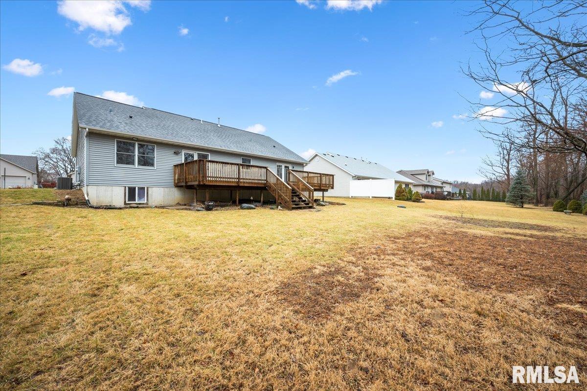 914 South Johanson Road Peoria, IL 61607 - Photo 30 of 32