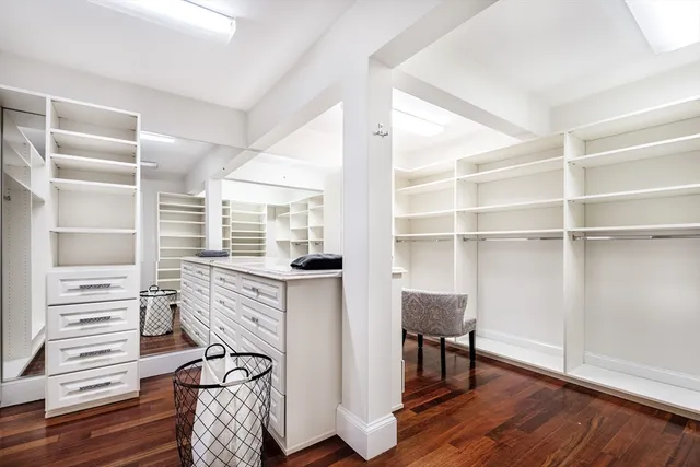 $18,000 | 568 Wellesley Street, Weston, MA 02493