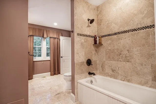 $18,000 | 568 Wellesley Street, Weston, MA 02493