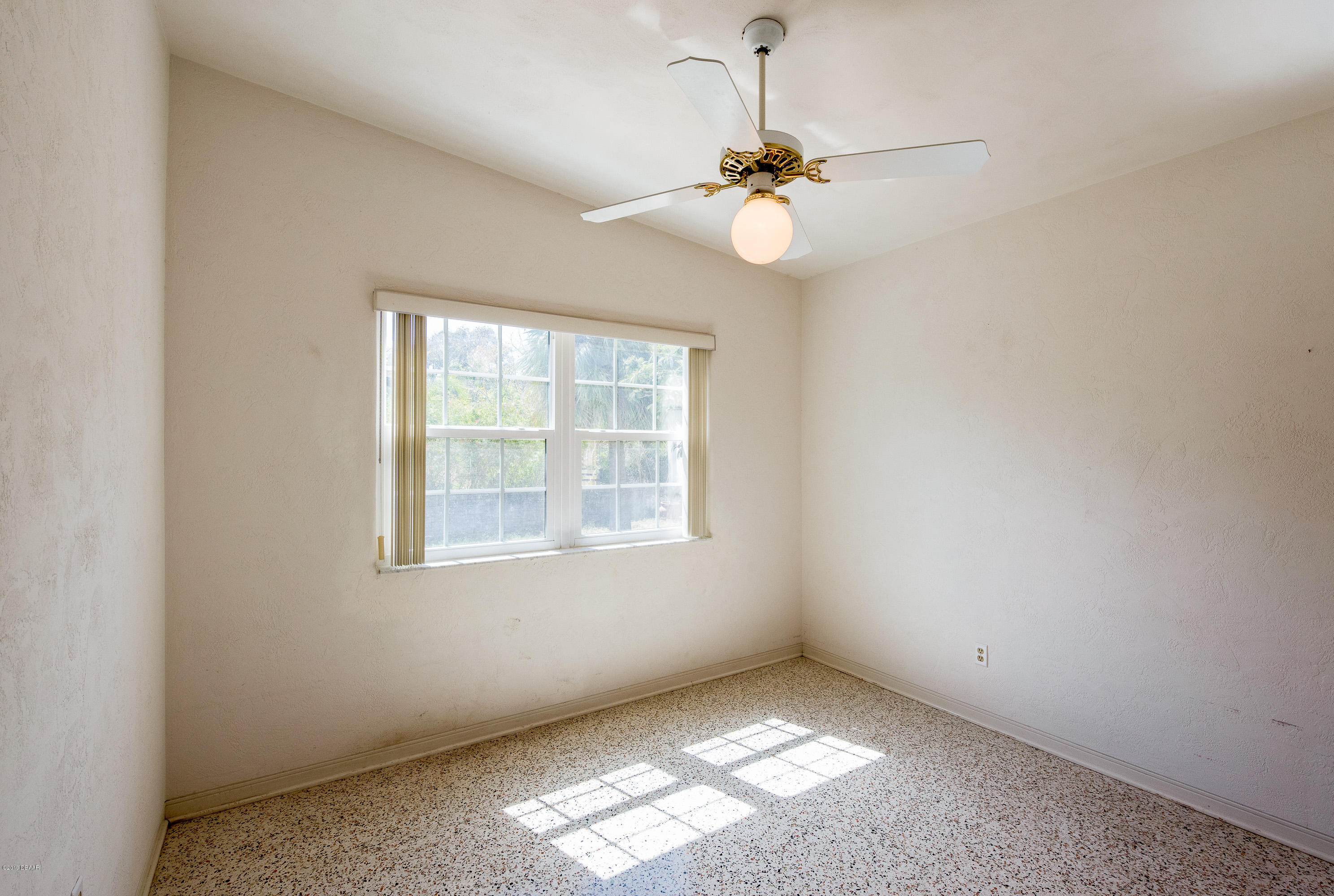 124 Lindley Road Daytona Beach, FL 32118 - Photo 16 of 29 124 Lindley Rd.-17
