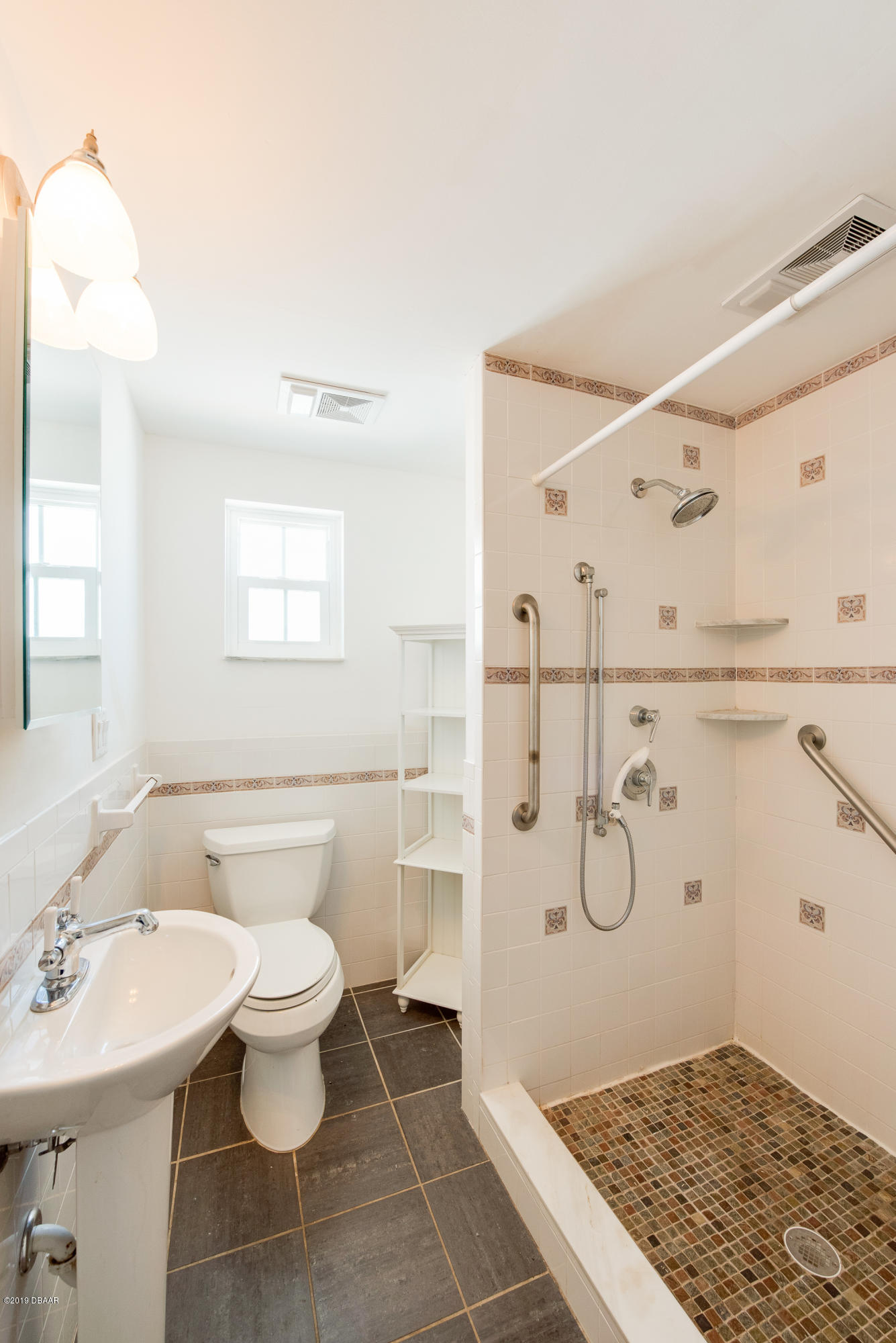 124 Lindley Road Daytona Beach, FL 32118 - Photo 18 of 29 124 Lindley Rd.-10