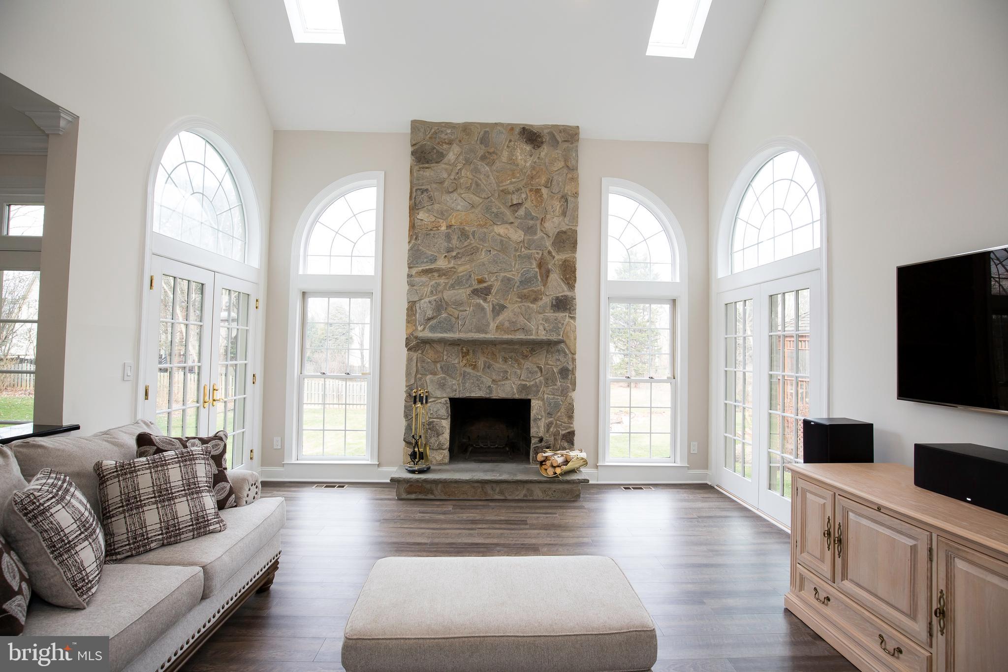 5466 Ashleigh Road Fairfax, VA 22030 - Photo 13 of 56 Gallery Image 13
