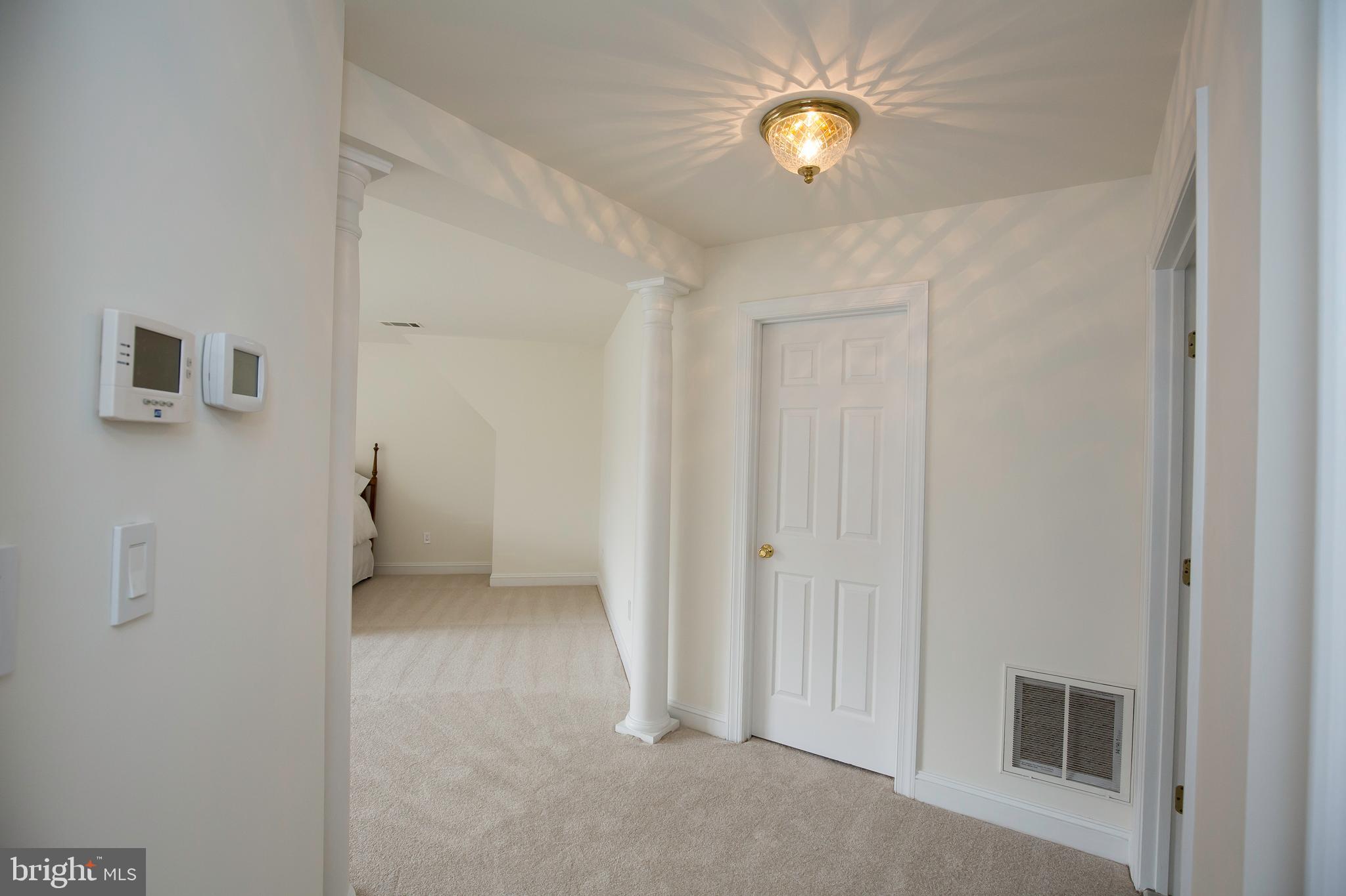 5466 Ashleigh Road Fairfax, VA 22030 - Photo 26 of 56 Gallery Image 26