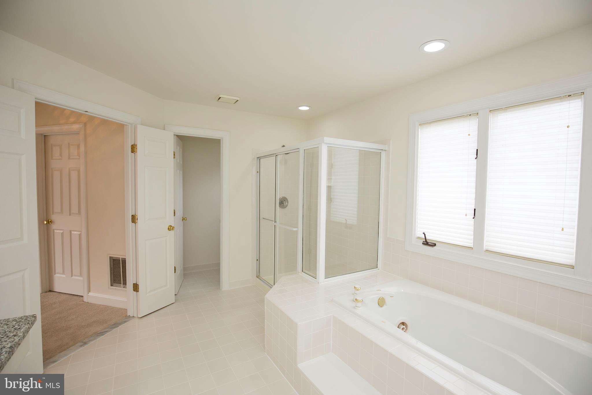 5466 Ashleigh Road Fairfax, VA 22030 - Photo 32 of 56 Gallery Image 32