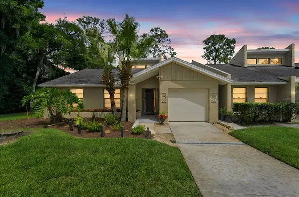 $294,444 | 59 Fairway Drive, Unit 59, DeBary, FL 32713