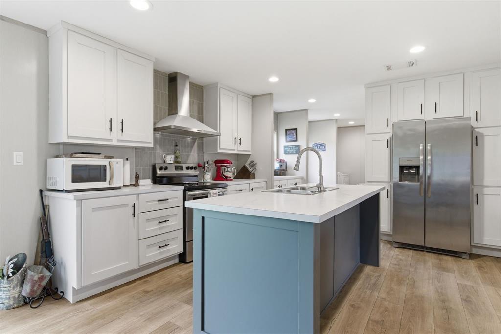 8792 Highway 67 Saltillo, TX 75478 - Photo 12 of 40 Kitchen