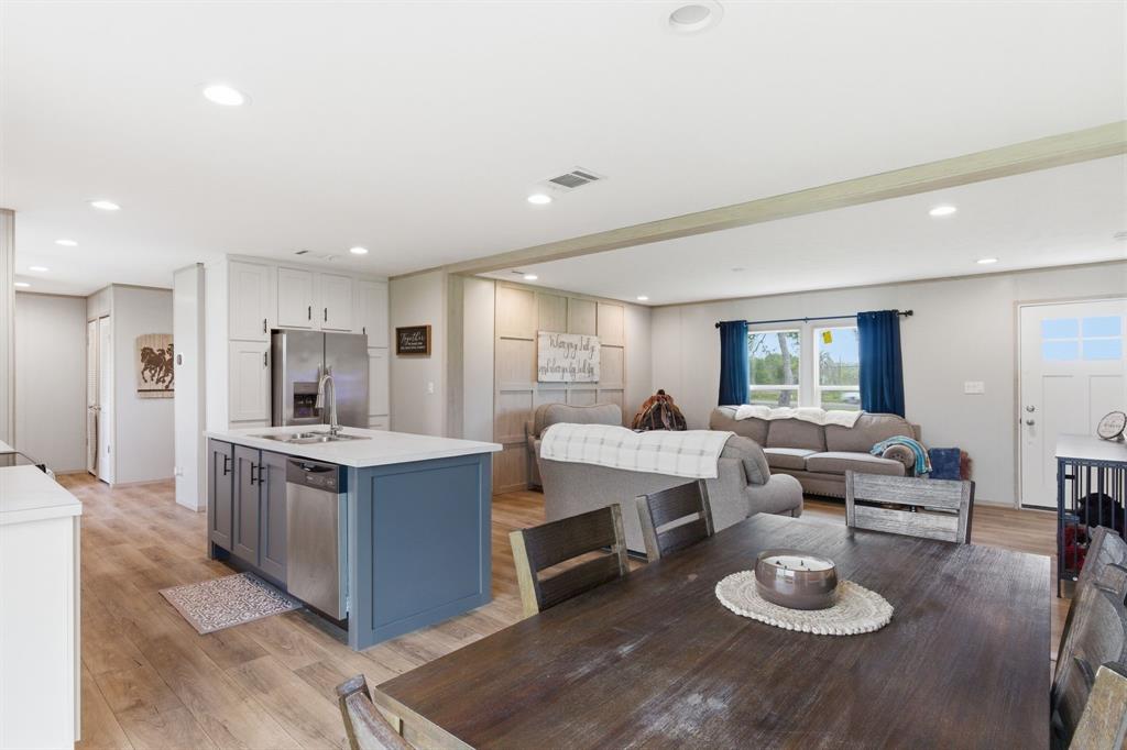 8792 Highway 67 Saltillo, TX 75478 - Photo 17 of 40 Living Room #1