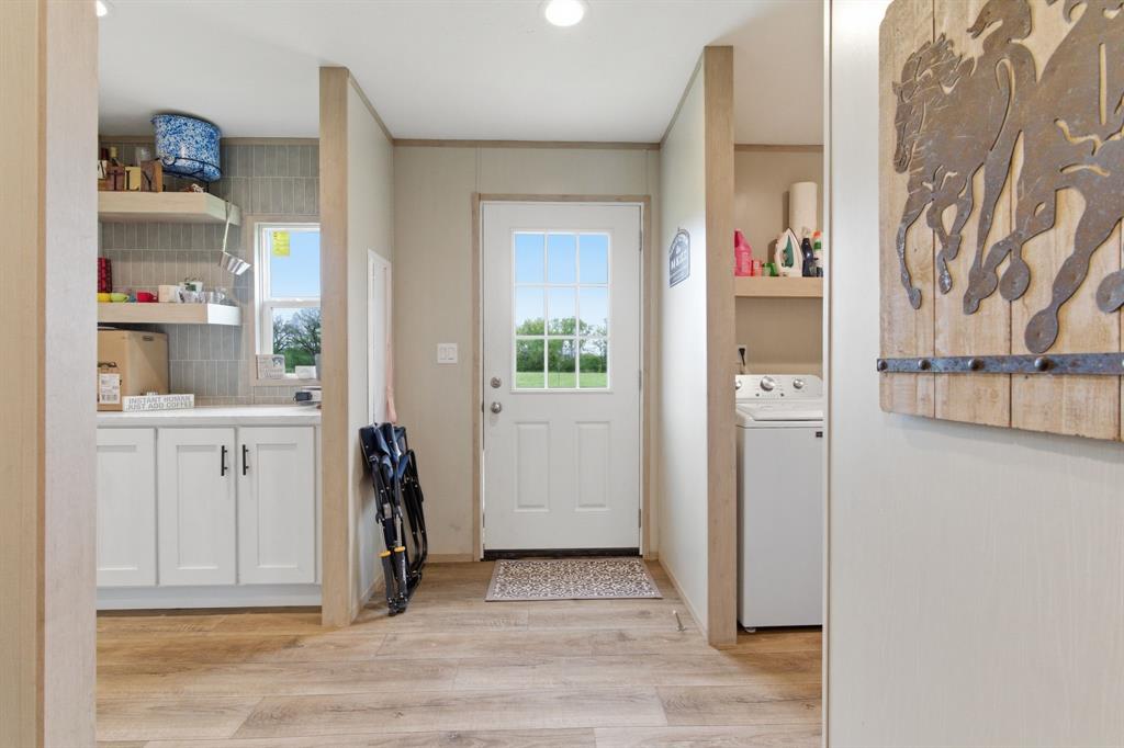 8792 Highway 67 Saltillo, TX 75478 - Photo 6 of 40 Back Entrance