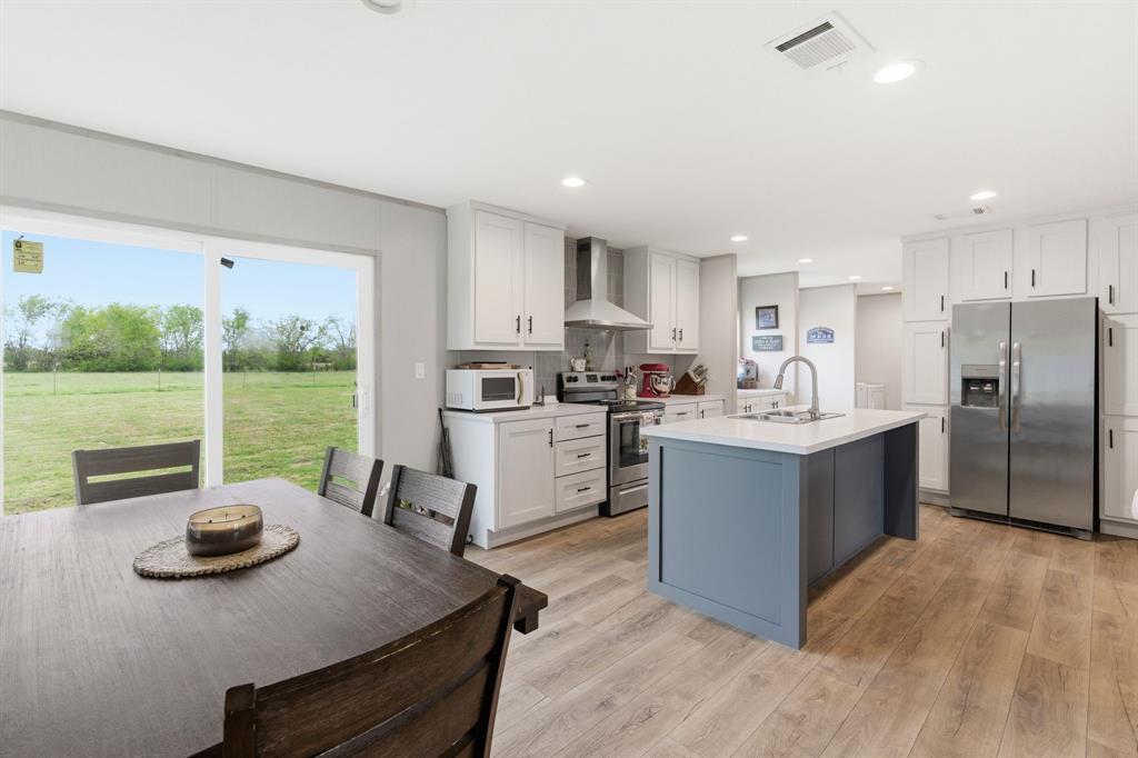 8792 Highway 67 Saltillo, TX 75478 - Photo 10 of 40 Kitchen