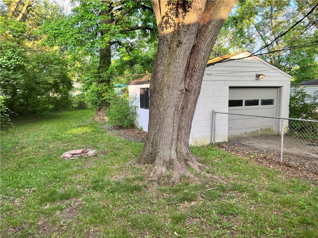 3631 North Riley Avenue Indianapolis, IN 46218 - Photo 4 of 21 Gallery Image 4