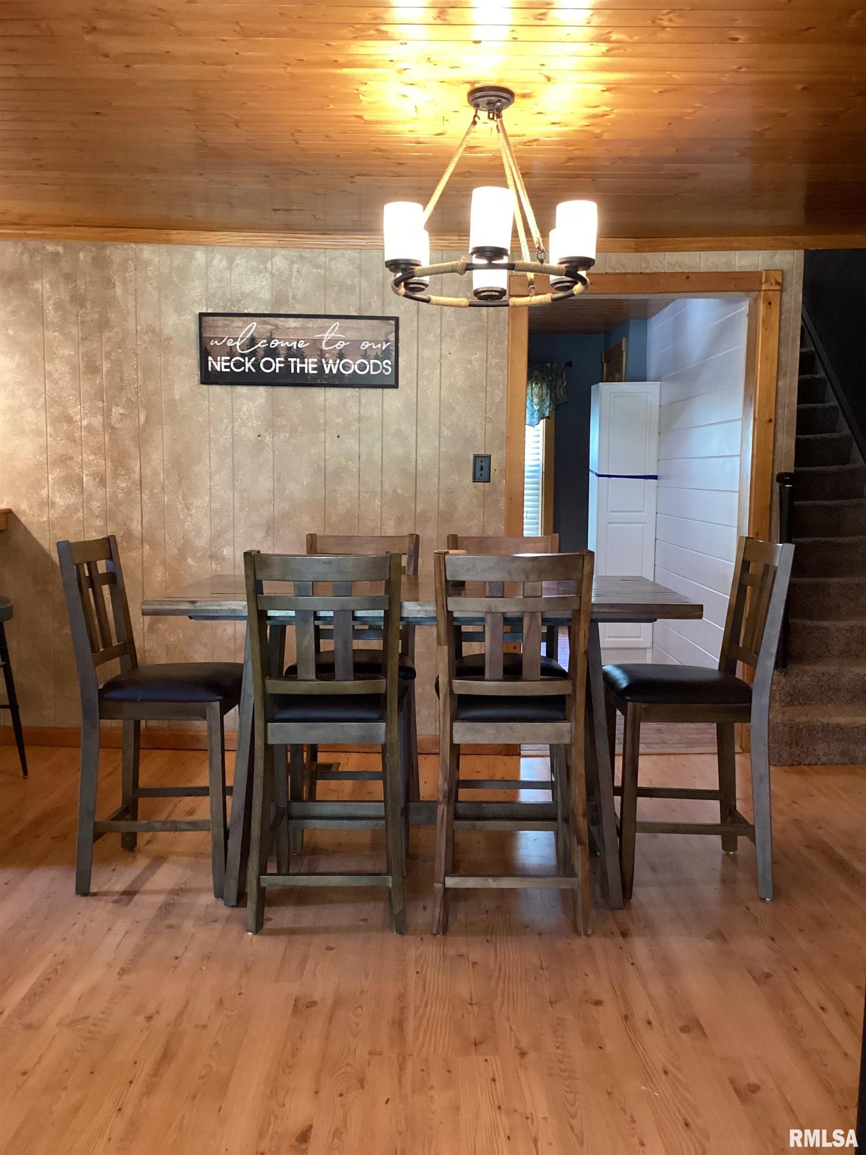 25382 Wolf Road Canton, IL 61520 - Photo 38 of 55