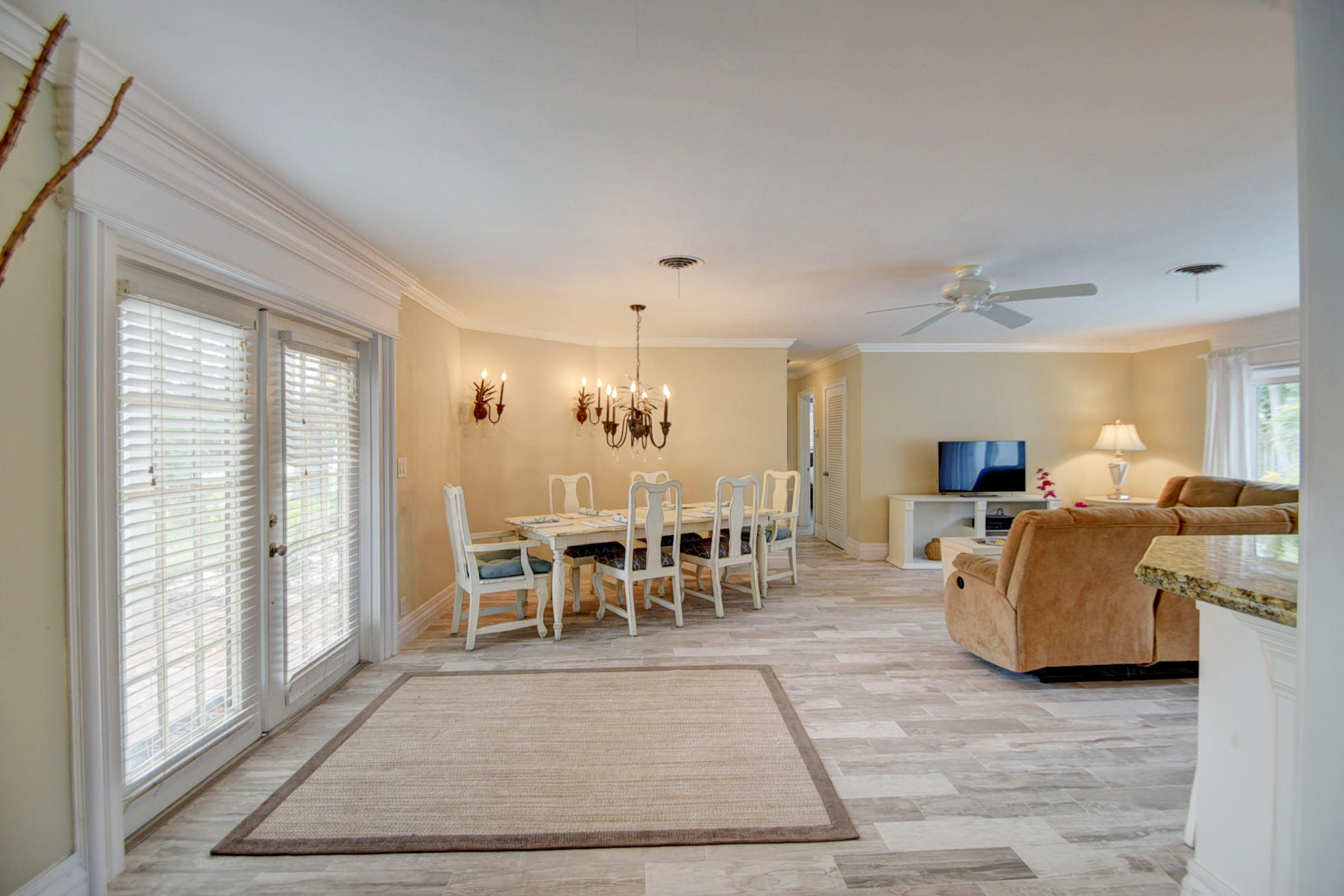 299 Southwest 7th Avenue Boca Raton, FL 33486 - Photo 14 of 37 dsc_1378_79_80_81_82