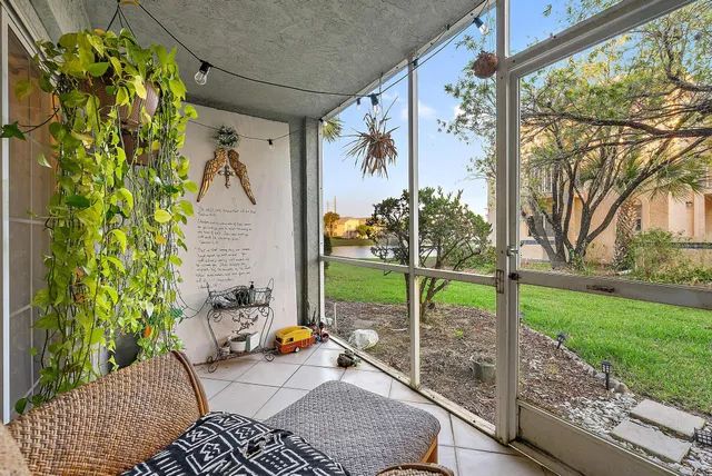 $184,000 | 1620 Southeast Green Acres Circle, Unit N104, Port St. Lucie, FL 34952