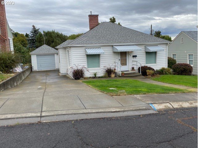 630 Northwest 9th Street Pendleton, OR 97801 - Photo 45 of 45 a view of a house with a yard